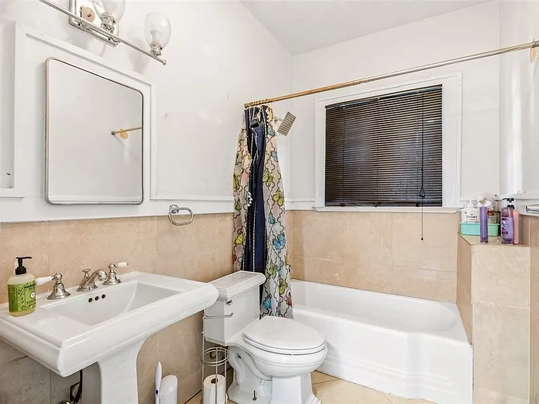 8 Wright Sq — Photo 12