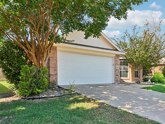 2nd image of 9829 Pierce Dr