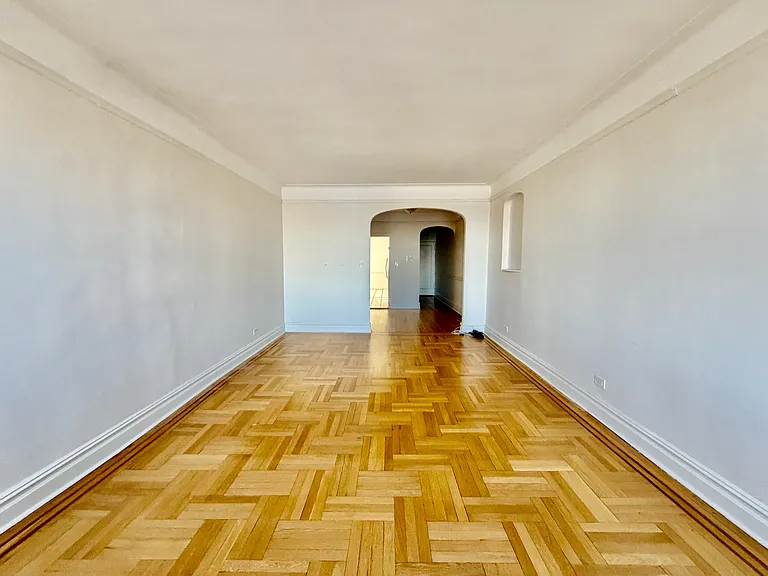 40 Shore Blvd #5H — Photo 7