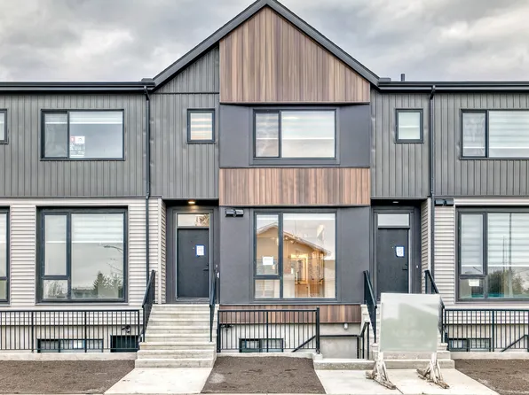 15720 103rd Ave NW, Edmonton, AB T5P 0P5