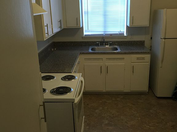 4th image of 123 Jade Dr