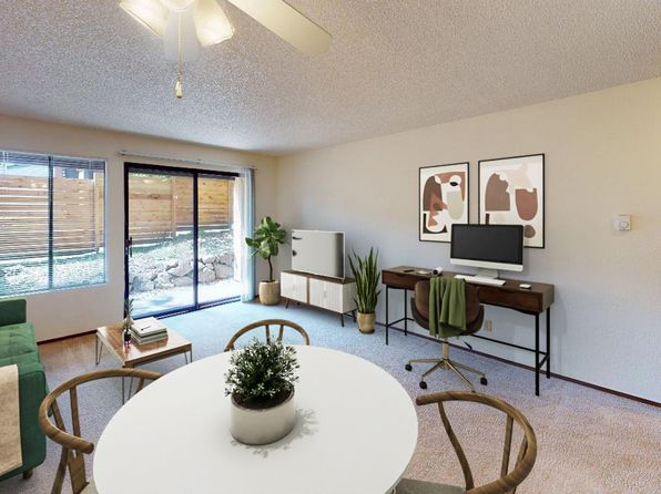 500 NE 70th St APT B2