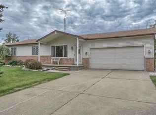 8492 Ridge Rd, Goodrich, MI 48438