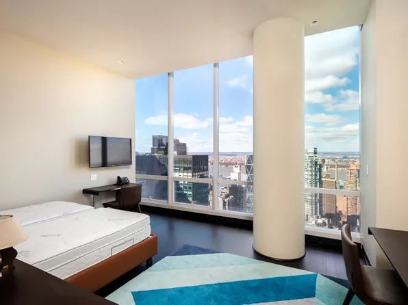 157 West 57th Street image 9 of 11