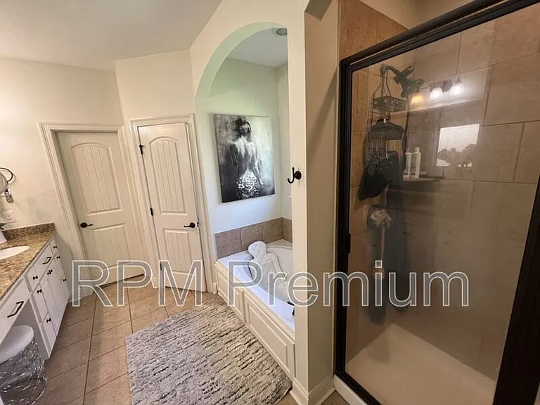 2913 Country Lakes Ave — Photo 23