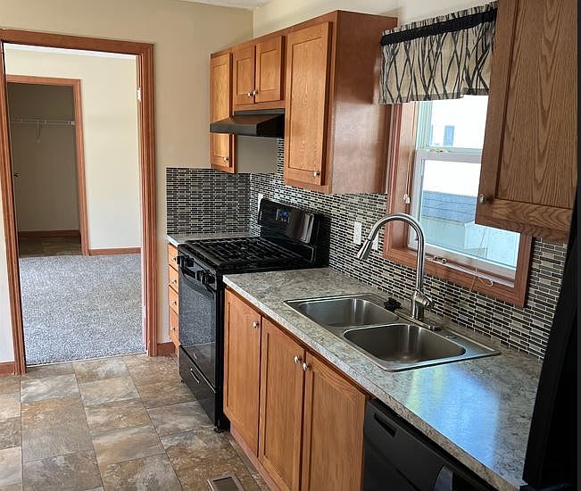 2nd image of 17111 Hall Rd #573