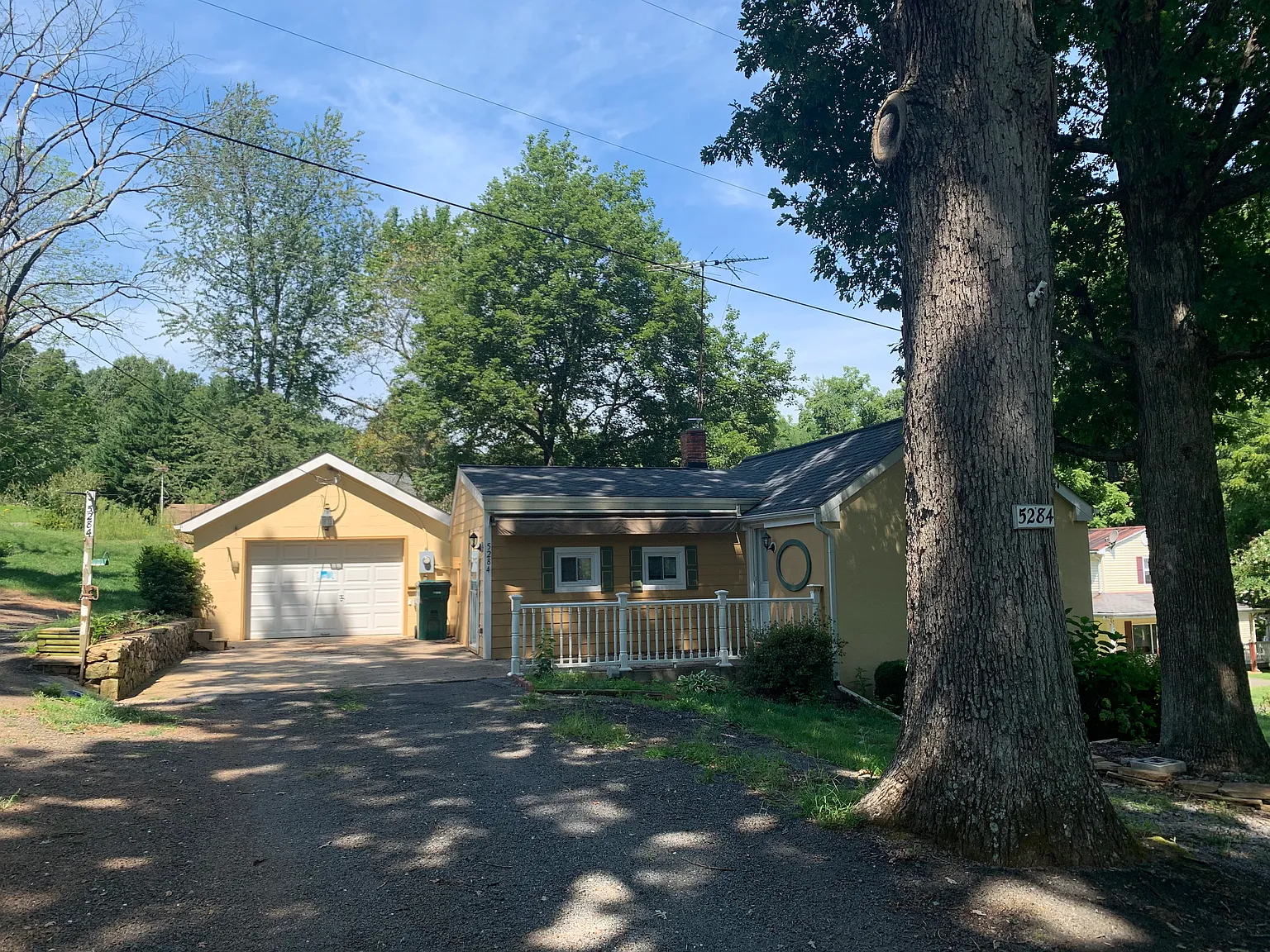 5284 Merry Oaks Rd photo 1