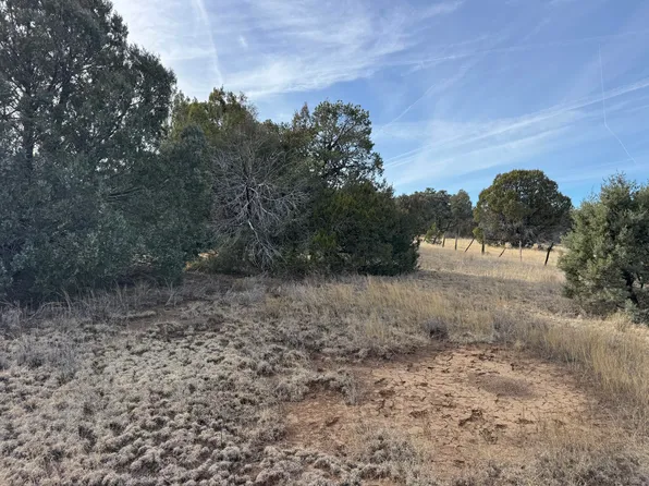 82 Caldelaria Rd, Tijeras, NM 87059