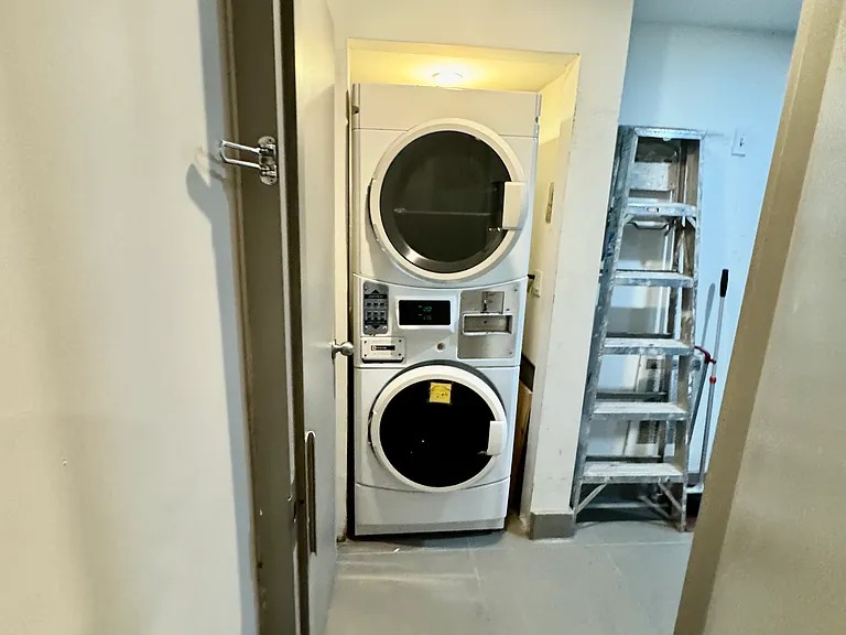 76 George St #1R — Photo 11