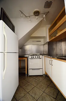 Rented by Corcoran | media 23