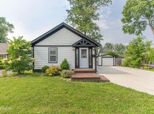 111 Wolf Ave, Englewood, OH