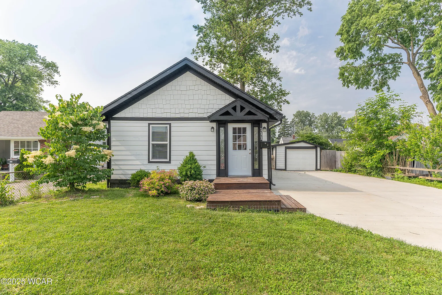 111 Wolf Ave photo 1