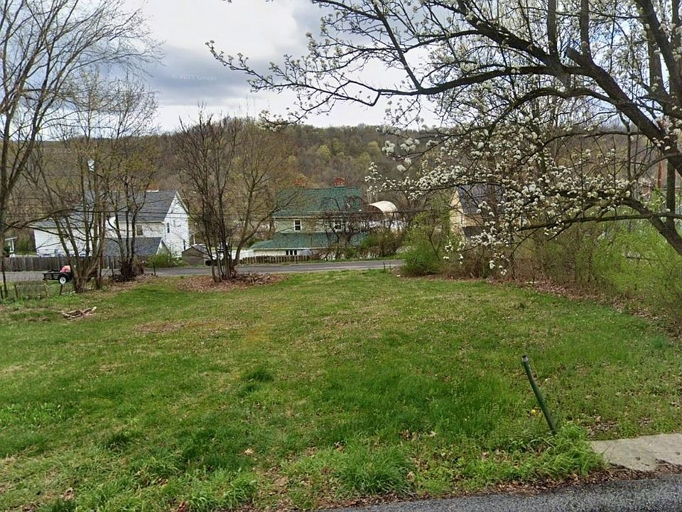 1st image of 50 Orchard Dr