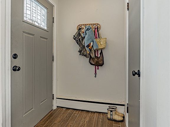 4th image of 1388 Staley Rd