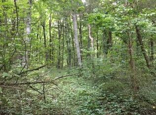 18 Woodland Hills Dr, Taylorsville, KY 40071
