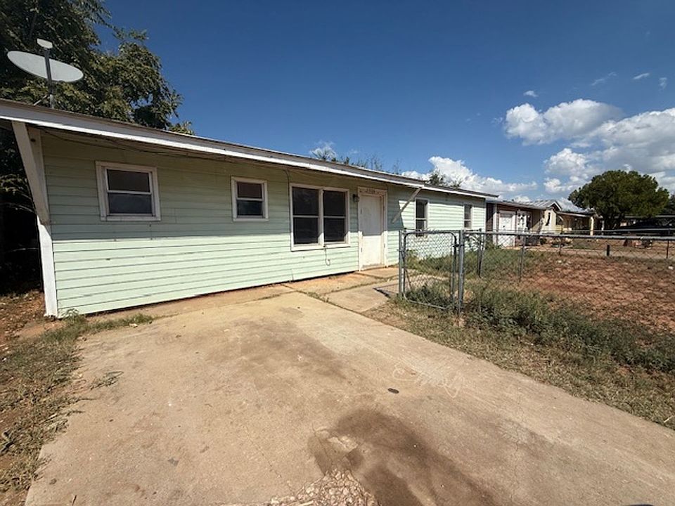 1st image of 5326 Questa Dr