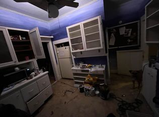 704 S Main St, Windsor, MO 65360