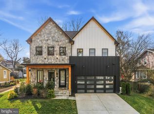 650 N Jackson St, Arlington, VA 22201