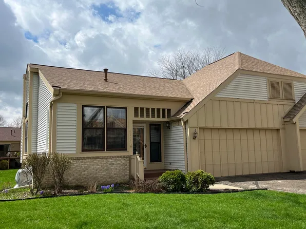 6515 Brook Trl, Lansing, MI 48917