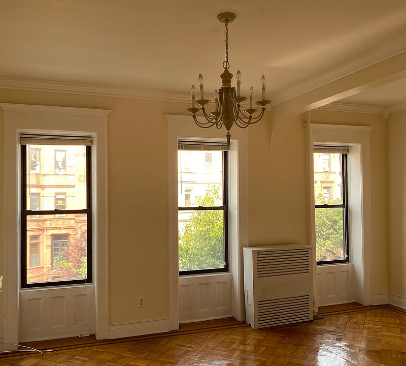 1st image of 386 Sterling Pl #3A