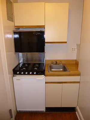 Rented by JK Dansar Corp | media 45