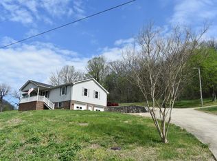 115 Harris Hollow Rd, Pleasant Shade, TN 37145