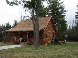 2335 Peak Rd, Wheelock, VT 05851
