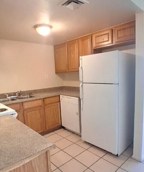 2652 N 43rd Ave #11B — Photo 10