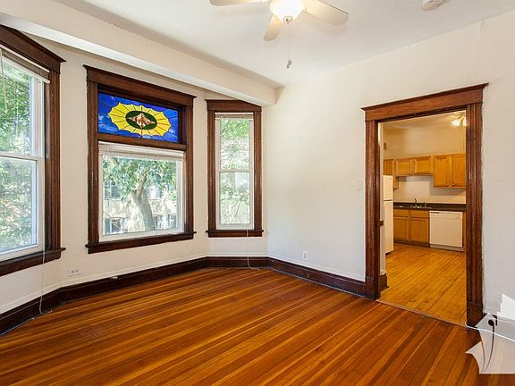 3rd image of 1405 W Belden Ave #14051