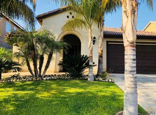 1104 Los Cantos Ave, Arvin, CA 93203
