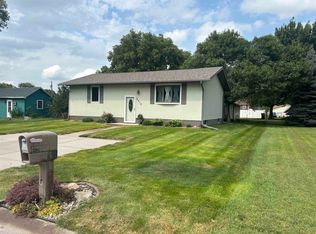 2018 3rd St, Columbus, NE 68601