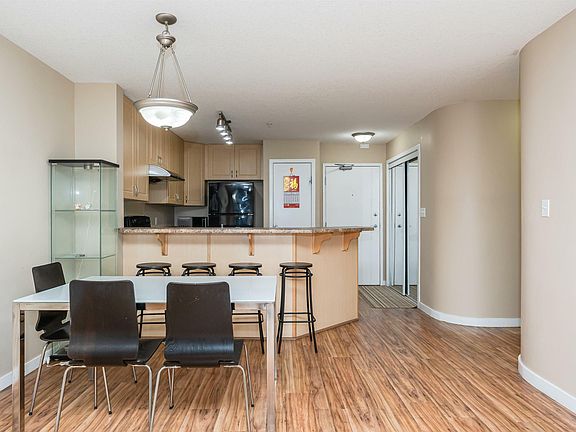 5th image of 4312 139th Ave NW #307