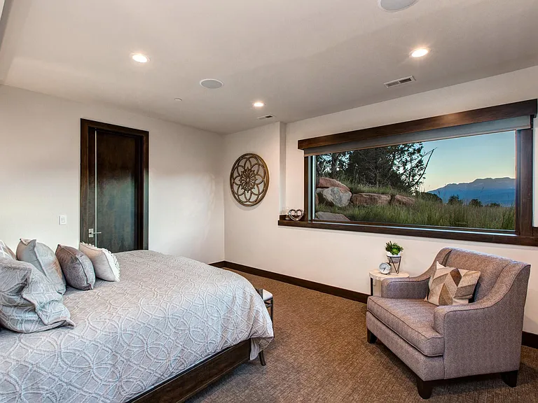 2285 E Red Knob Way — Photo 33
