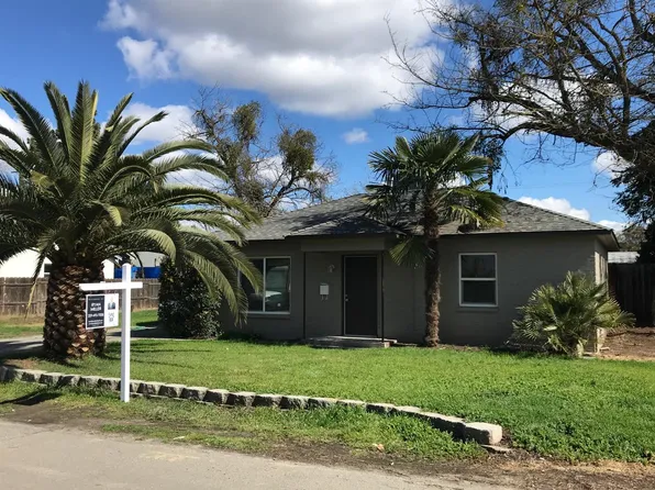 1512 Swalls Ln, Modesto, CA 95358