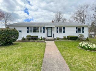 51 Dennis Cir, Hamden, CT 06514