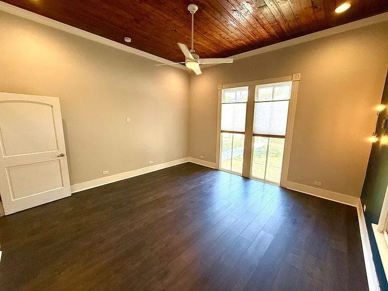 804 Dawson St — Photo 16