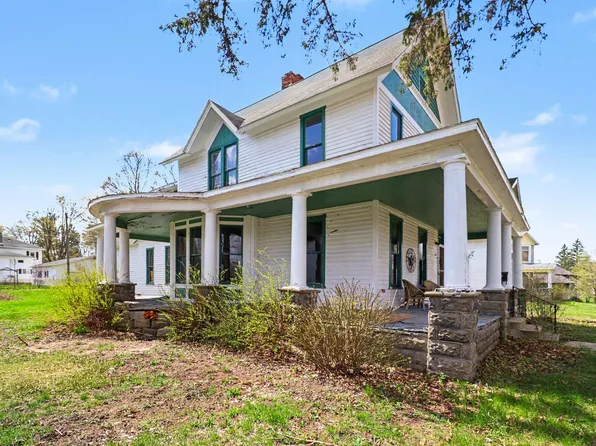 423 W Upton Ave, Reed City, MI 49677