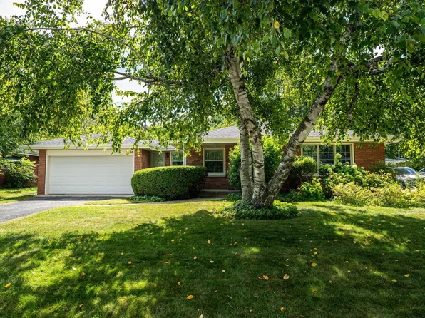 7769 North Delta PLACE, Milwaukee, WI 53223