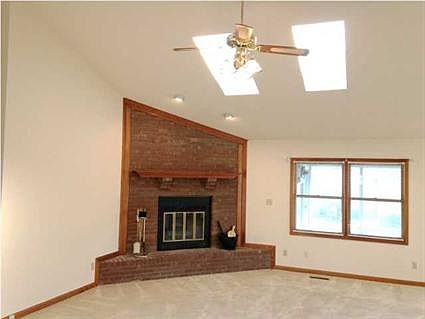 5th image of 6841 Greendale Dr