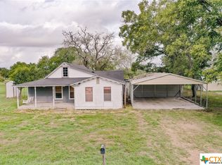 162 Kohutek Rd, Victoria, TX 77904
