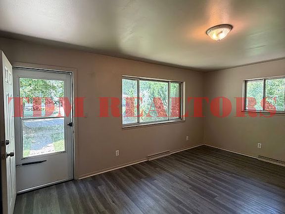 2nd image of 3742 Holly Ave