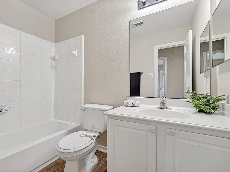 16855 Carrollton Creek Ln — Photo 16