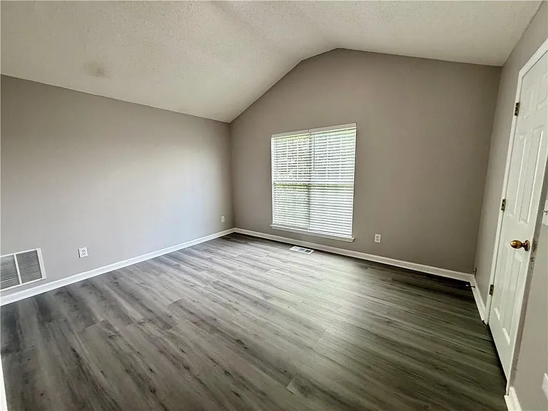 3354 Waggoner Ln — Photo 16