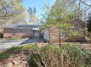 203 Canebreak Ln, Simpsonville, SC 29681