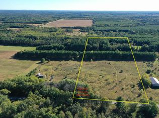 4 Avenue, Coloma, WI 54930