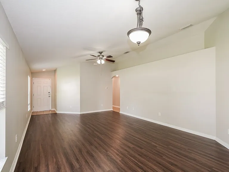 18114 Cypress Bay Pkwy — Photo 7