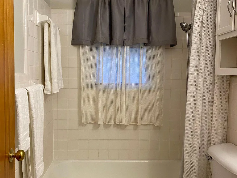 1802 Beacon Hill Rd — Photo 9