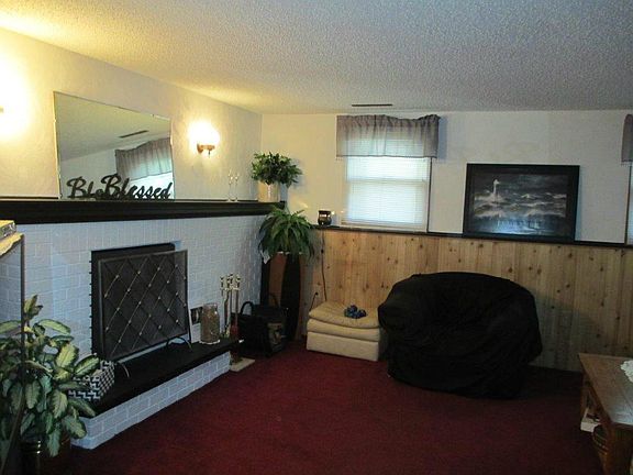 3rd image of 255 Northridge Hills Ct
