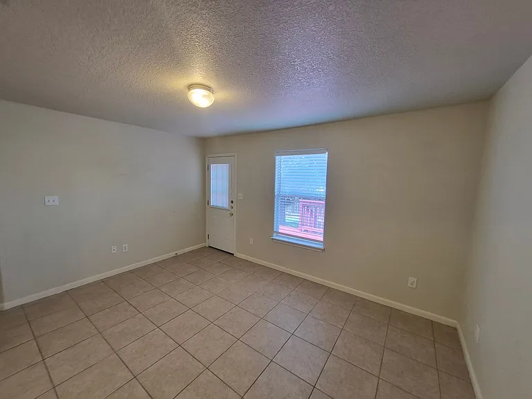 11239 Country Cyn — Photo 13