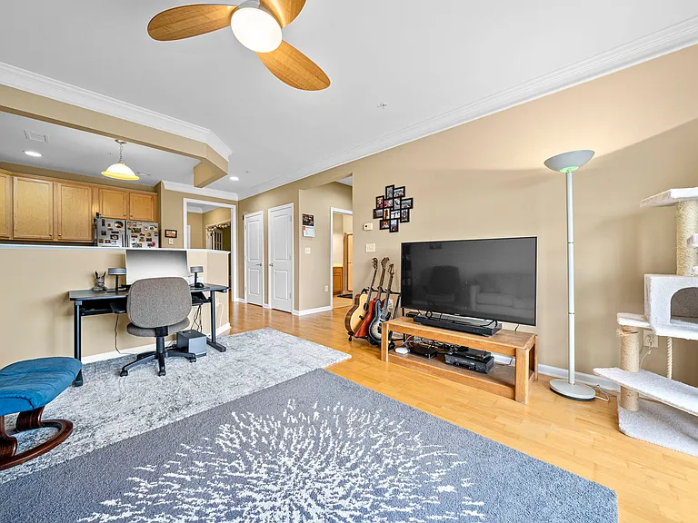 204 Clocktower Dr #304 — Photo 5